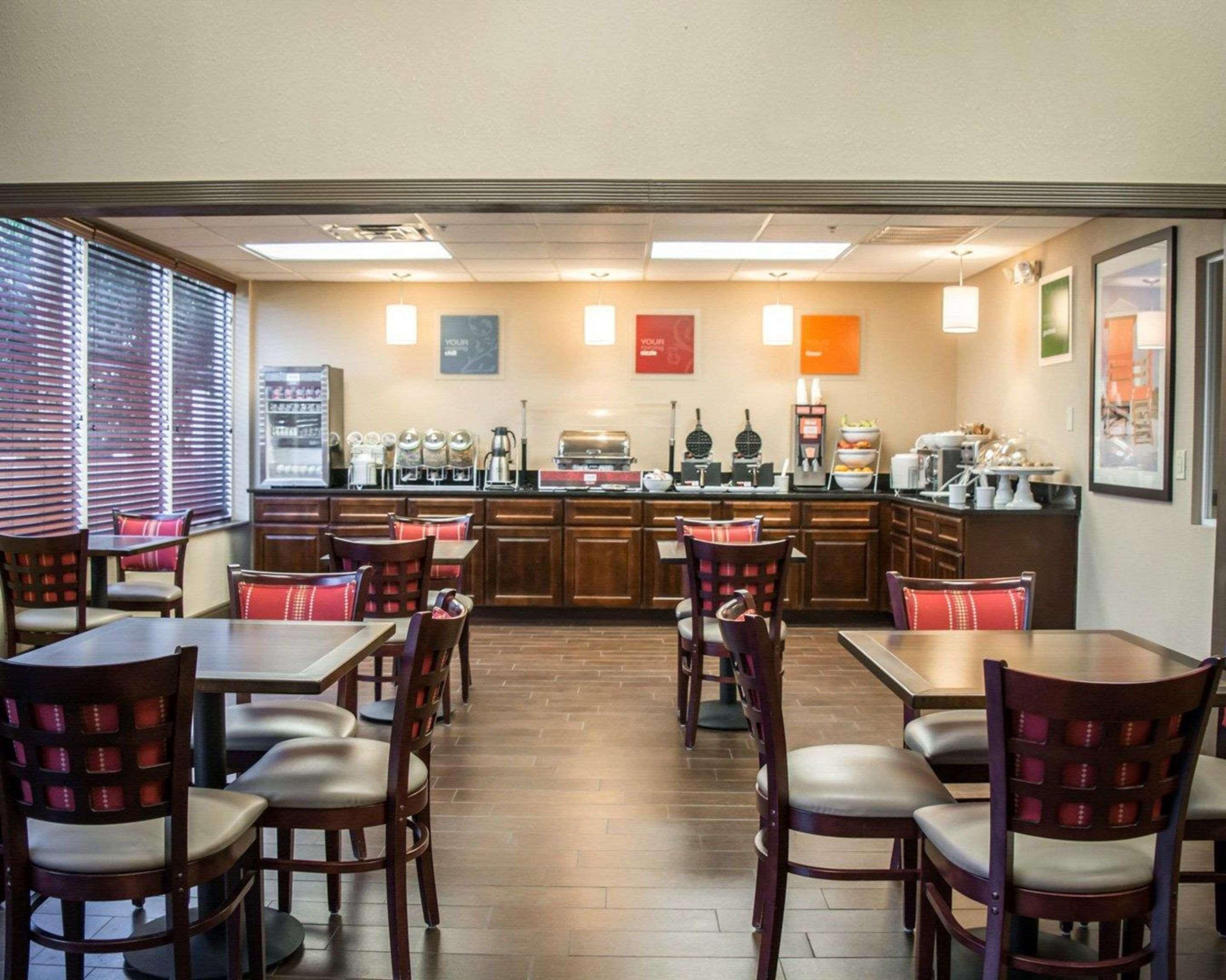 Comfort Suites Clearwater - Dunedin Екстериор снимка