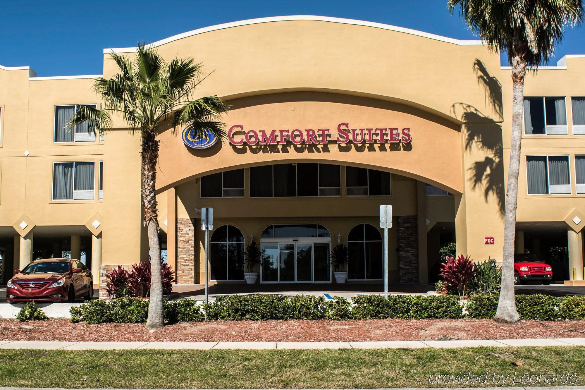 Comfort Suites Clearwater - Dunedin Екстериор снимка